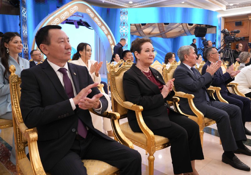 Президент