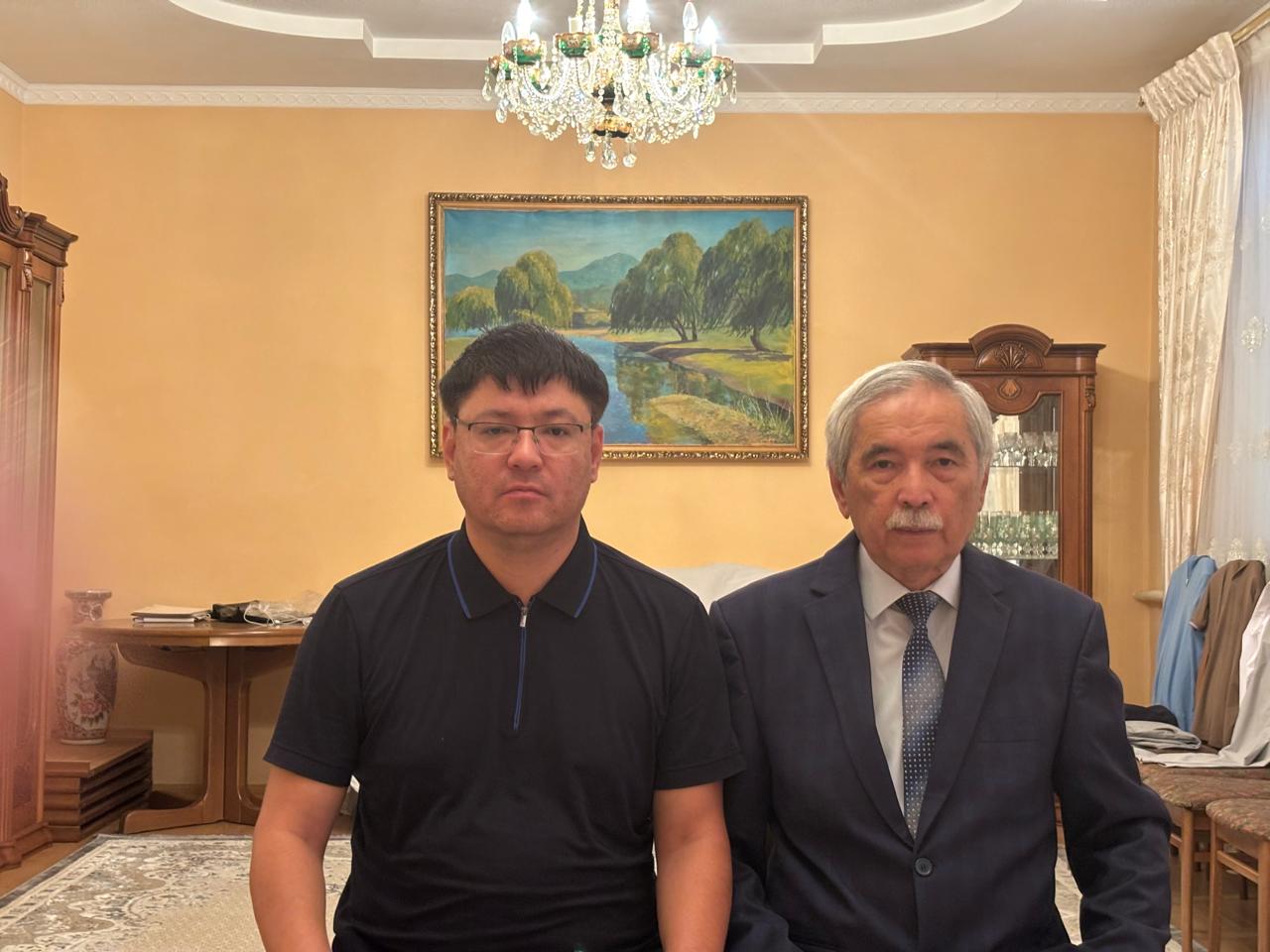 Тура жолдан таймайтын әулет