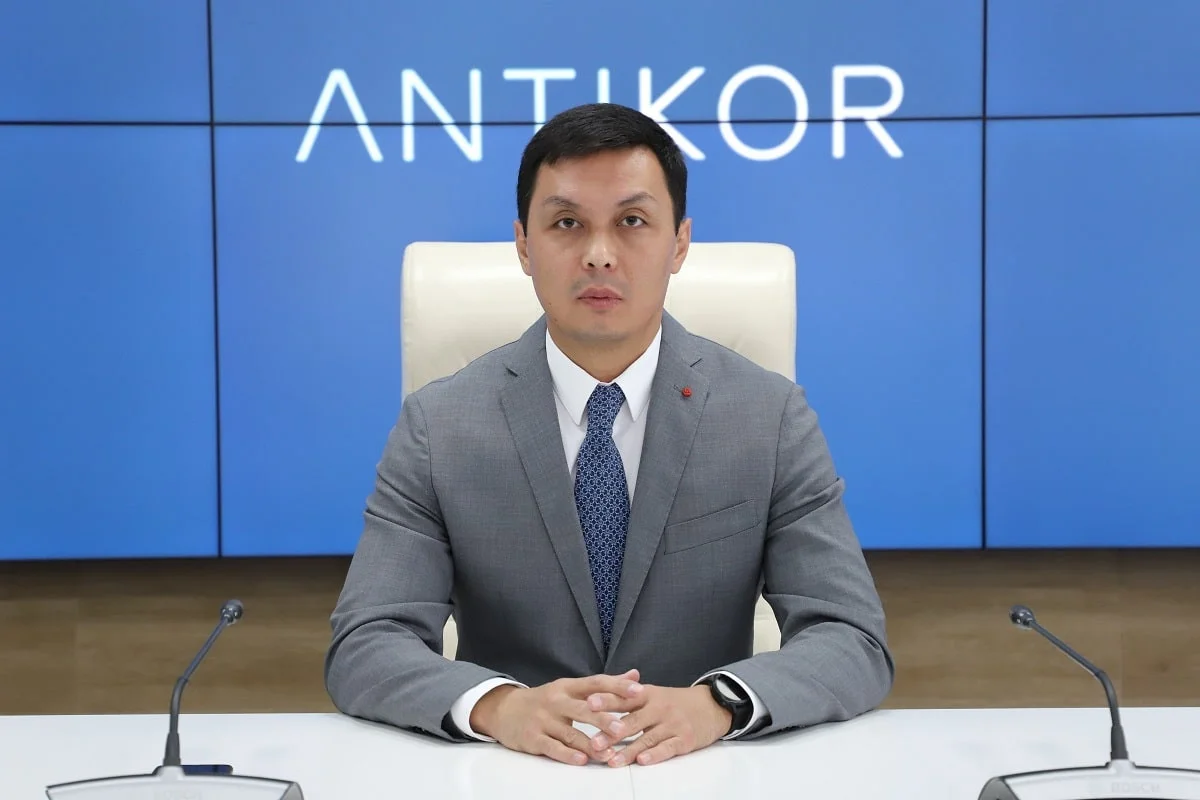 Президент Асхат Жұмағалиға нәтижелі жұмысы үшін ризашылығын білдірді