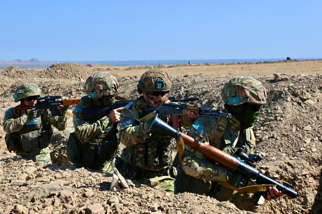 Бүгін - Сержанттар күні