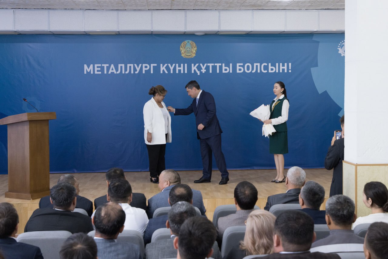 оо