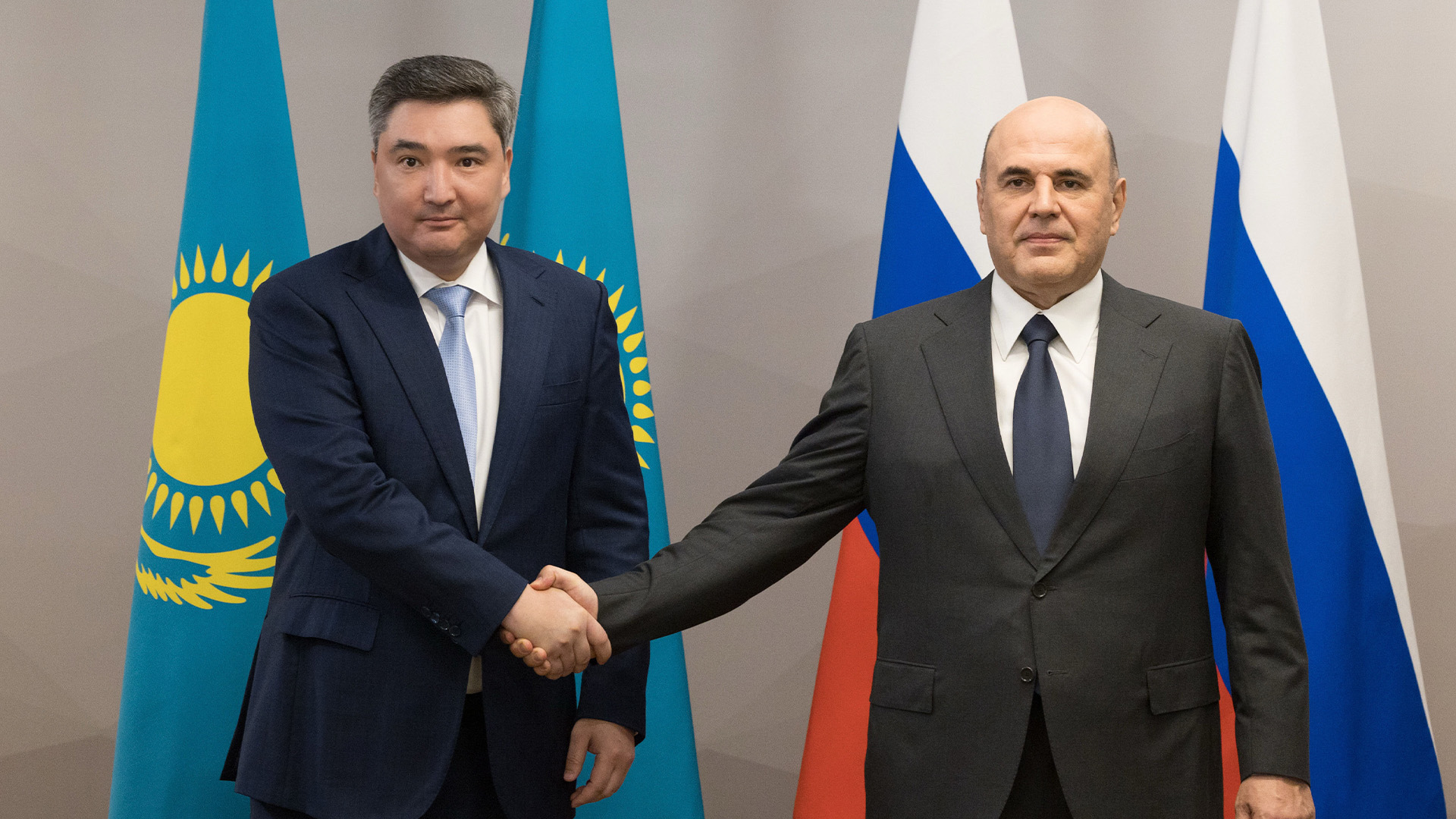 Олжас Бектенов Ресей Федерациясы Үкіметінің төрағасымен кездесті