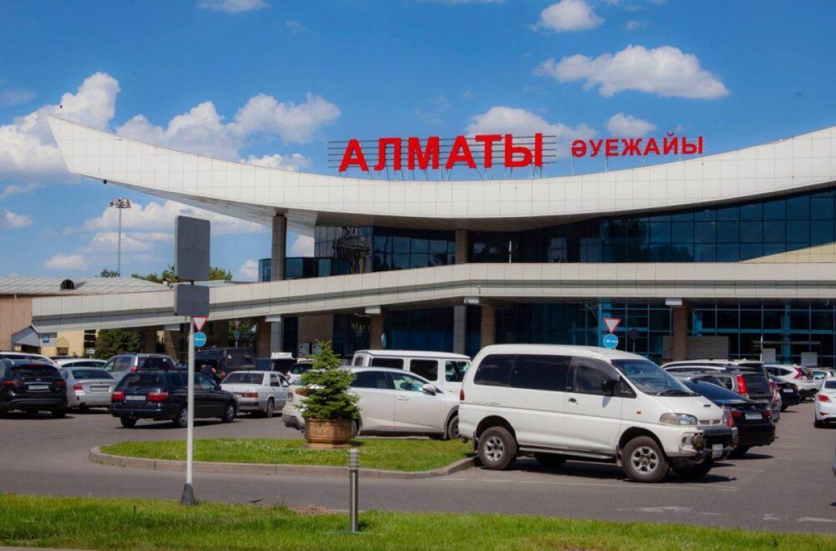 Алматы әуежайында өзін өртеп жіберген ер адамның жағдайы ауыр