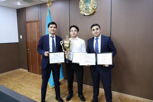 Мемлекеттік қызметшілер пікірсайыста бас қосты