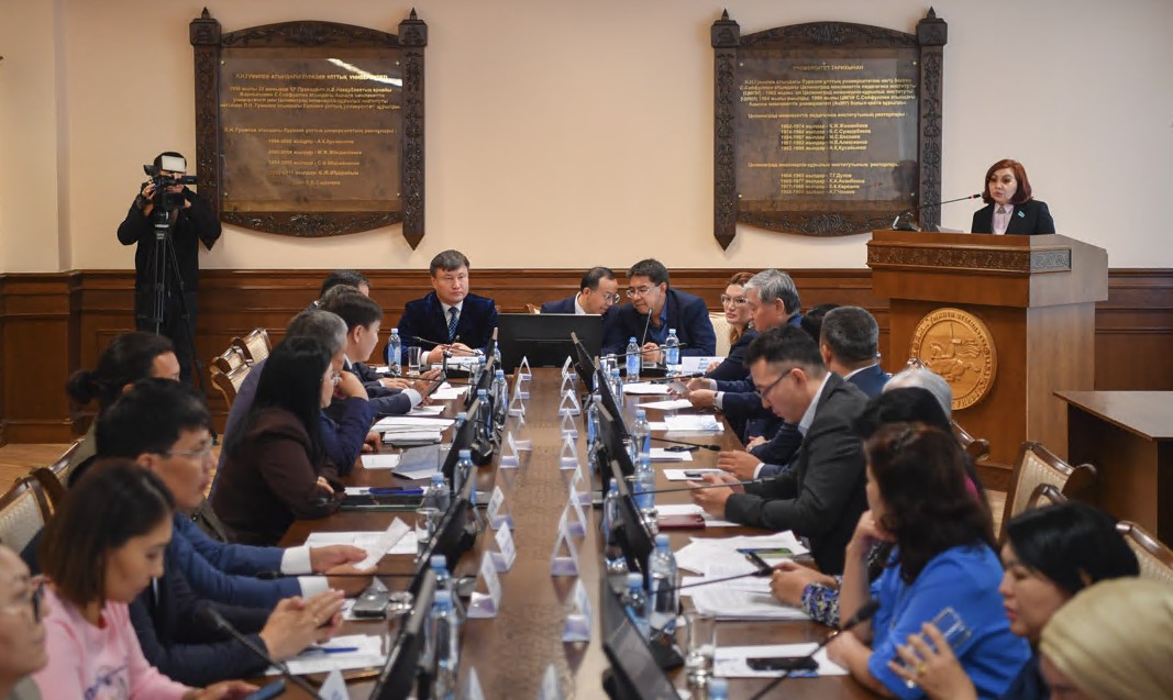 ЖИ дәуірінің медиа мұраты