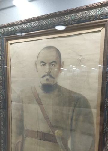 Амангелді портреті қалай аман қалған?