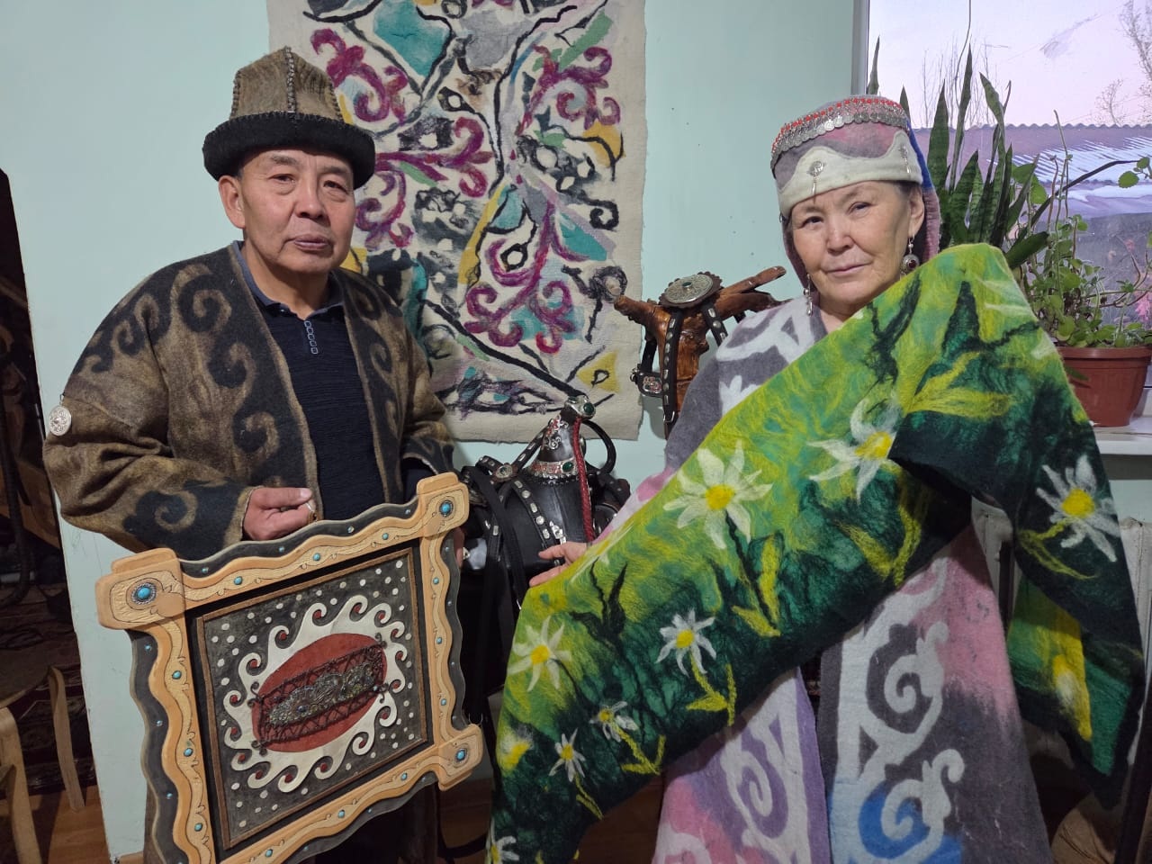 Дәстүр мен дизайнды үйлестірген