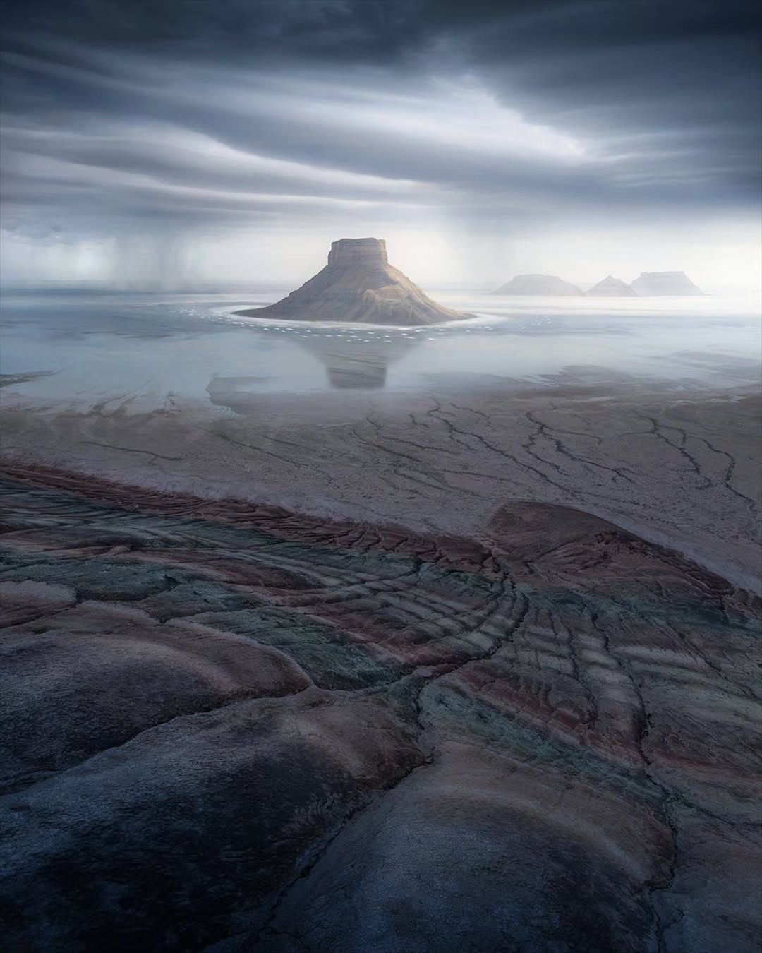 Танымал шетелдік фотограф Маңғыстаудағы туристік нысандарды әлемге танытты