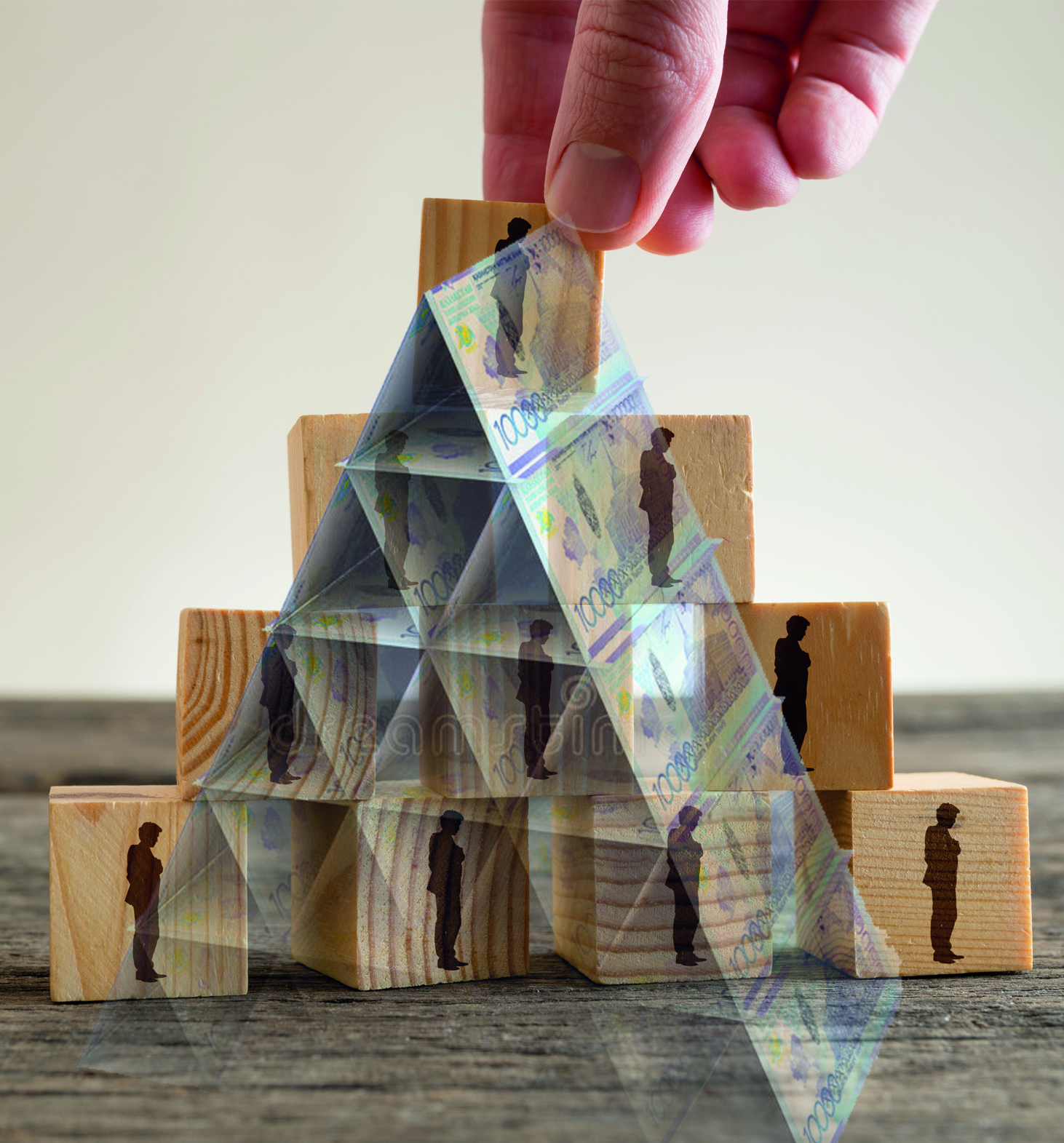 Абай облысында 6,8 млрд теңге тартқан қаржы пирамидасы әшкереленді