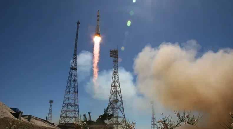 Байқоңырдан ұшырылған зымыранның бір бөлігі Ұлытауға құлаған