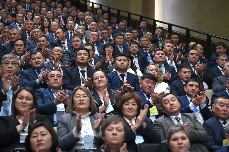 Тоқаев: Ауыл әкімдері міндетіне кірмейтін қызметтерді қоса атқаруға тиісті емес