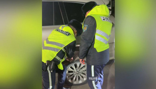 Жетісу облысында патрульдік полиция шетелдік азаматтарға көмек көрсетті