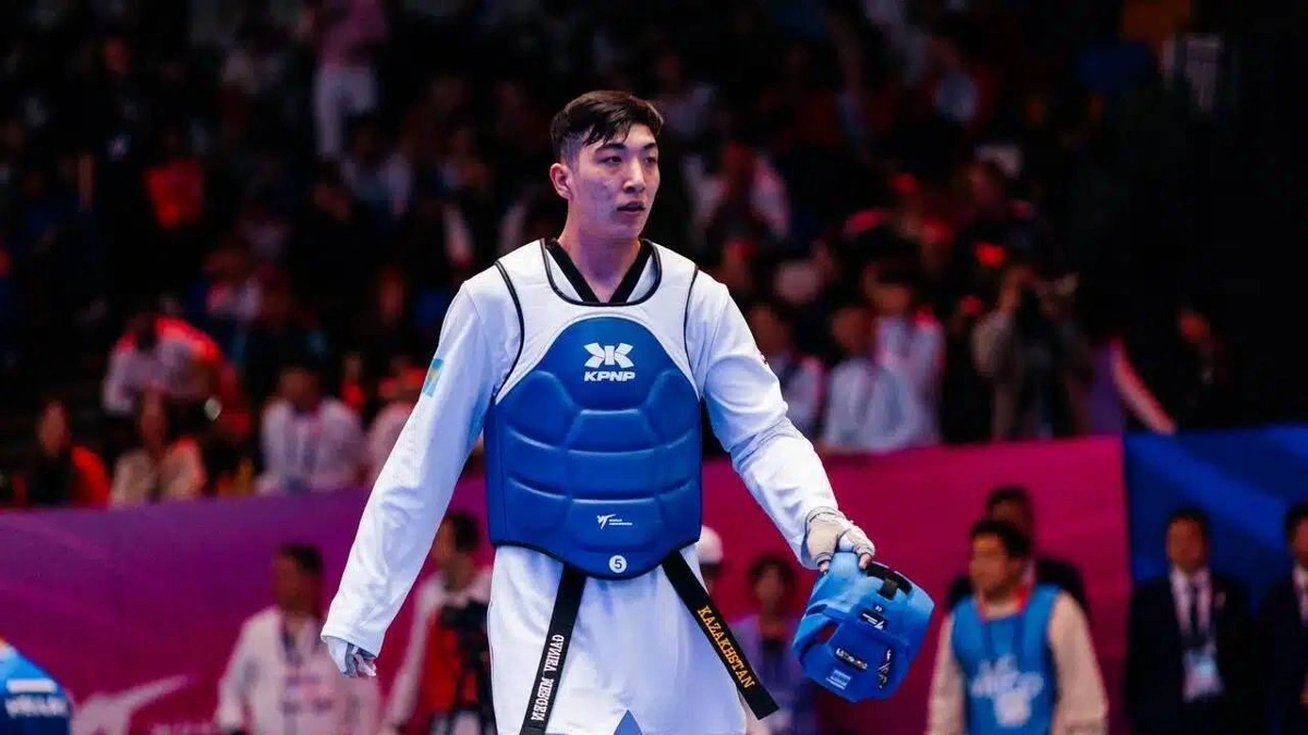 Президент таеквондодан Әлем чемпионы Бейбарыс Қабыланды құттықтады