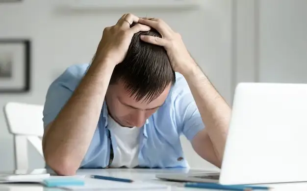 Астанада жеке сот орындаушы алимент төлемеген әкеден 196 млн теңге өндіріп алды