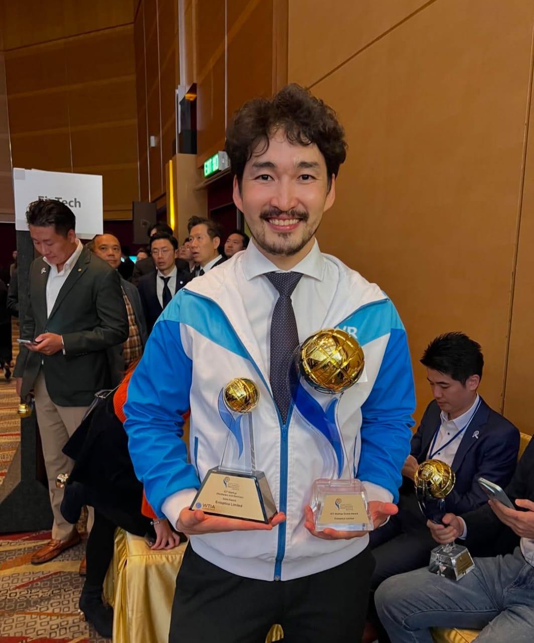 Отандық дәрігер «ғылыми Оскар» сыйлығын жеңіп алды