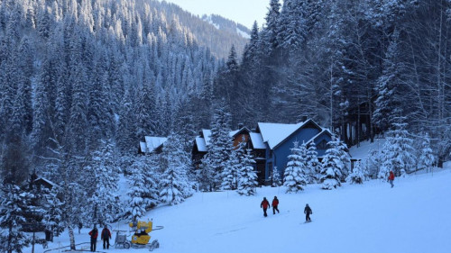 Алматы облысының жаңа бренді: Қазақстандағы ең үлкен мұз айдыны туристерді қабылдайды