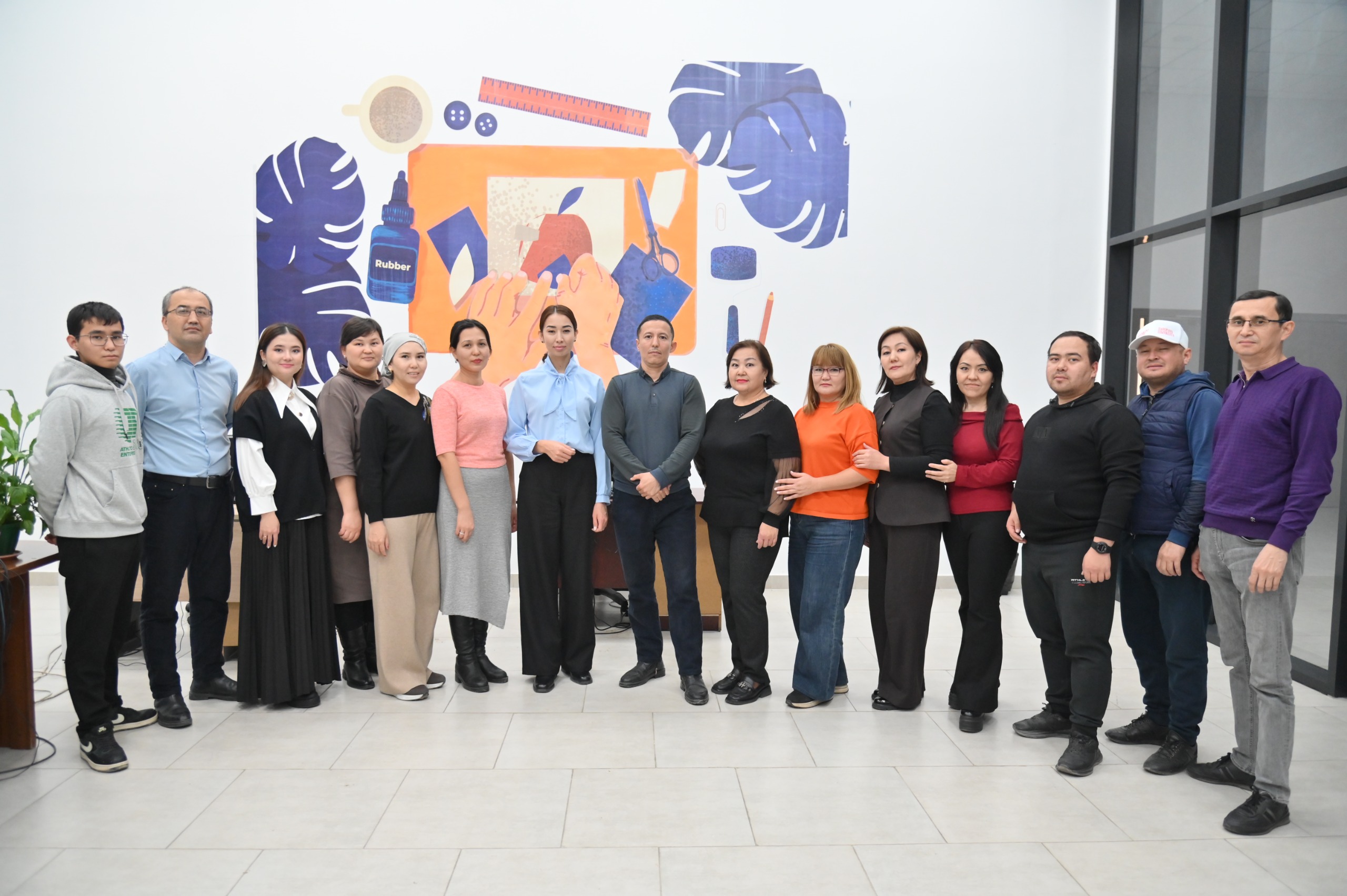 Мегаполис айнасындай қос басылым