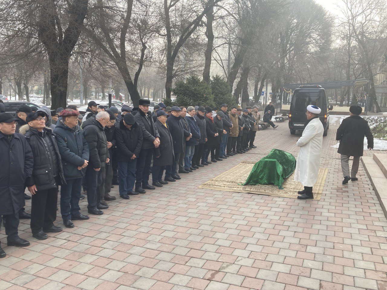 Қазақ жұрты актер Нұрлан Сегізбаевты соңғы сапарға шығарып салды