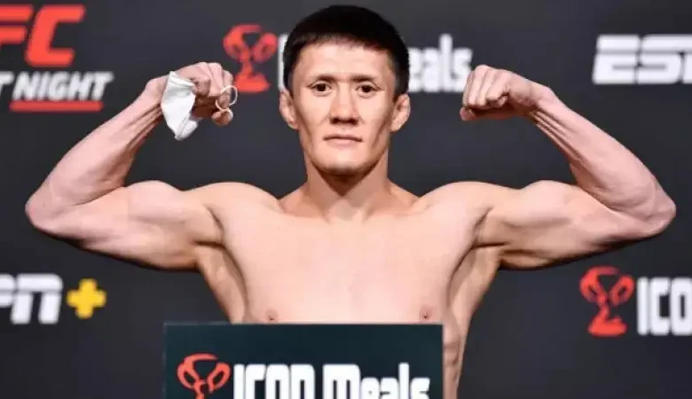 Жалғас Жұмағұловтың Oktagon турниріндегі жекпе-жегі тосын нәтижемен аяқталды