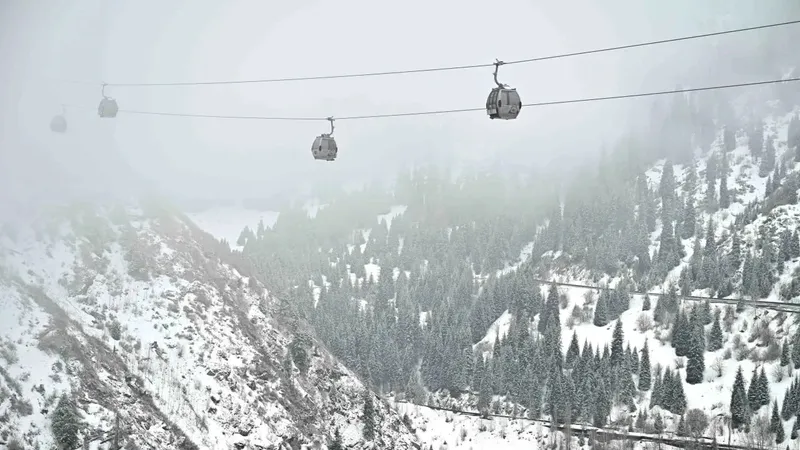 Тоқаев: Тау шаңғысы туризмін дамыту үшін тың тәсілдер қажет