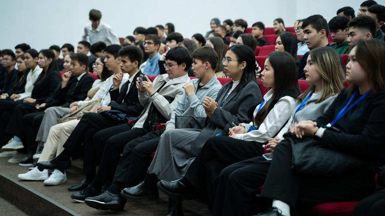 Алматыда қанша шетелдік студент білім алып жүр?