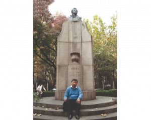 Шанхайдағы Пушкин ескерткіші: Екі рет қиратылып, қайта тұрғызылған кешен туралы аз-кем әңгіме