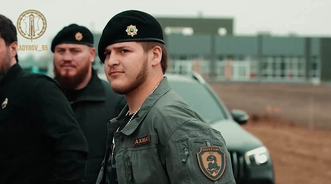 Шешенстан басшысының ұлы Адам Қадыров жол-көлік оқиғасынан кейін ауруханаға жеткізілді