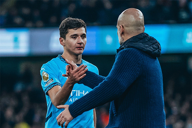 «Манчестер Ситиде» ұзақ жылдар бойы топ деңгейдегі қорғаушы болады: Гвардиола өзбек футболшысы туралы