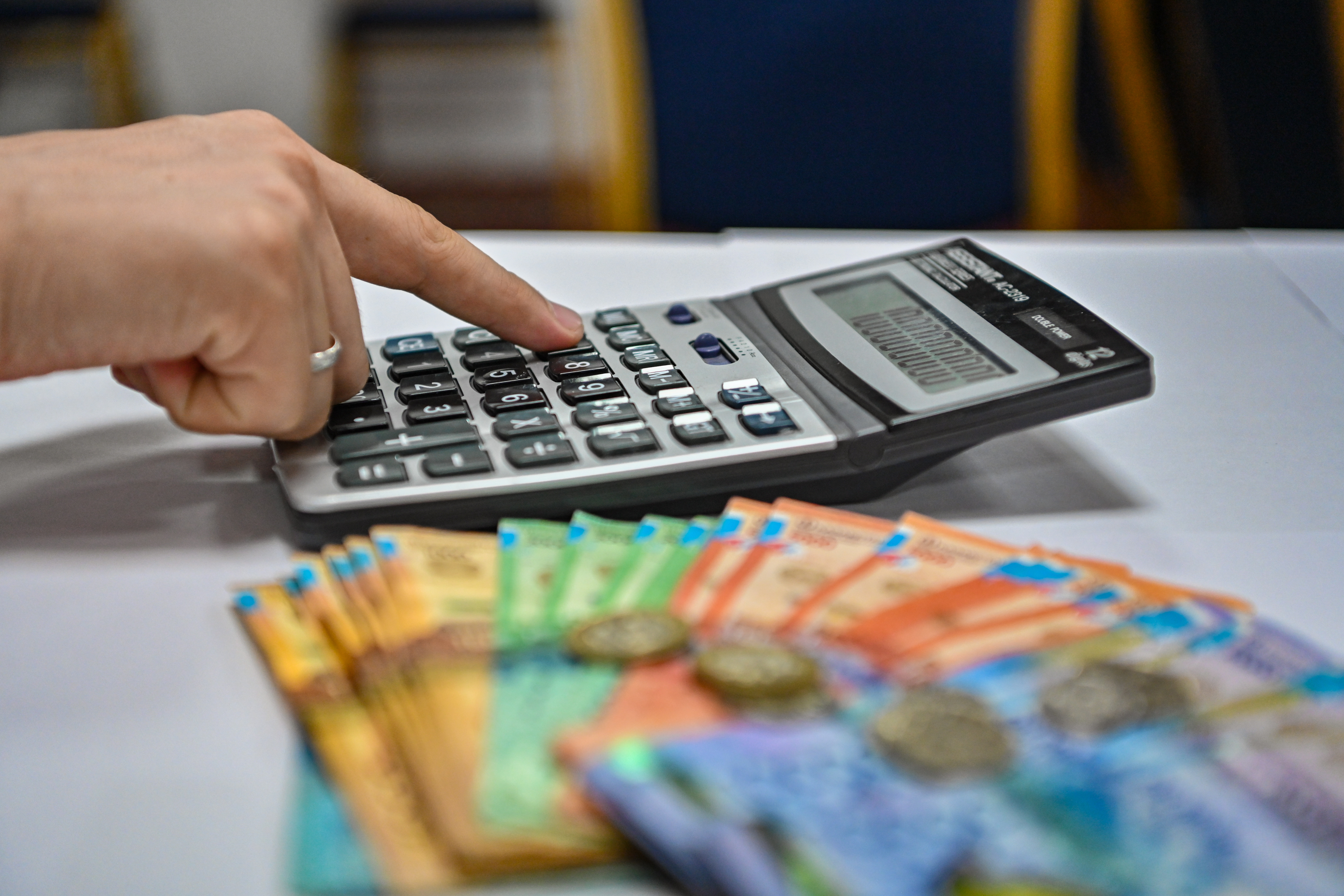 Кімдерге 6 ай бойы әлеуметтік төлем беріледі?