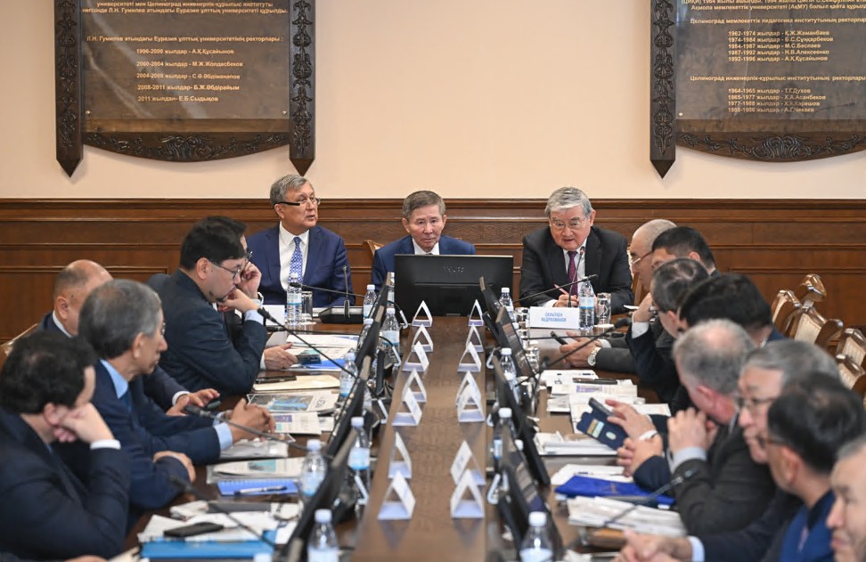 Бекзат болмысы құрметке лайық