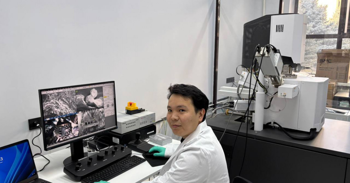 Электрондық микроскоп іске қосылды