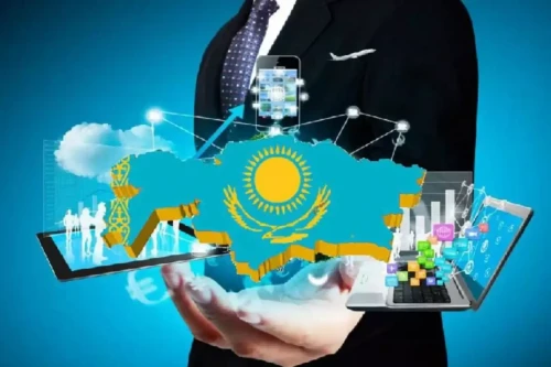 Тоқаев: Цифрлық мемлекет құру мәселесіне айрықша көңіл бөлу керек