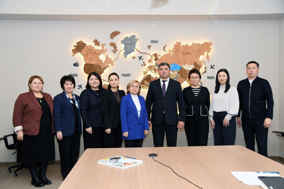 «Таза Қазақстан»: Абай университетінің студенттері Іле-Алатау паркімен экологиялық жобаларды іске асырады