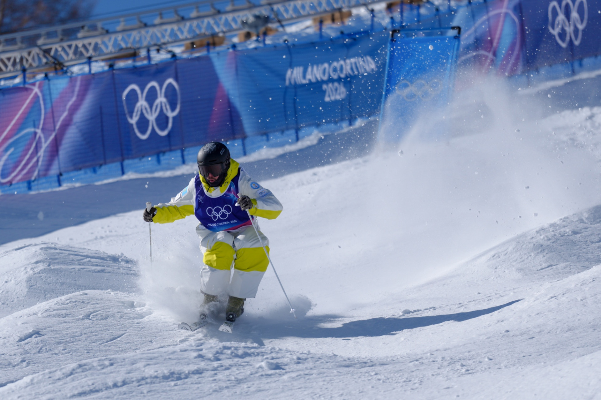 Могулшы Павел Колмаков жекелей сында жарыс жолынан шығып қалды