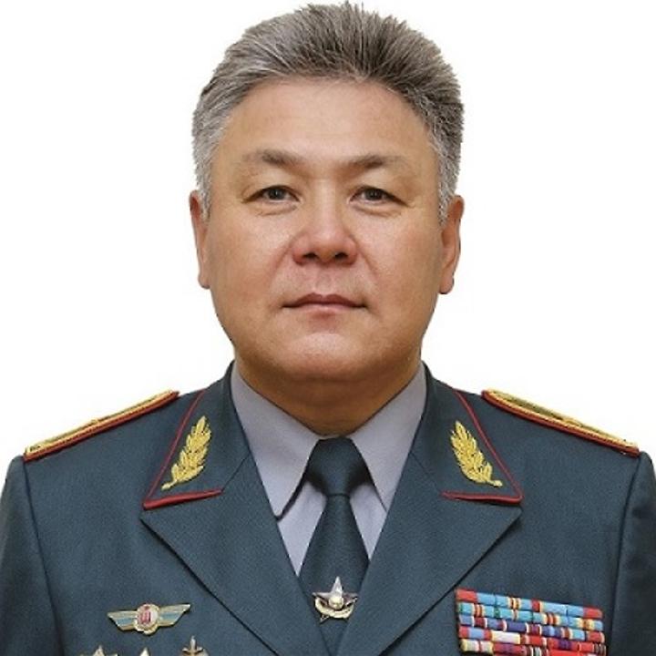 Ұлттық қорғаныс университетіне жаңадан бастық тағайындалды