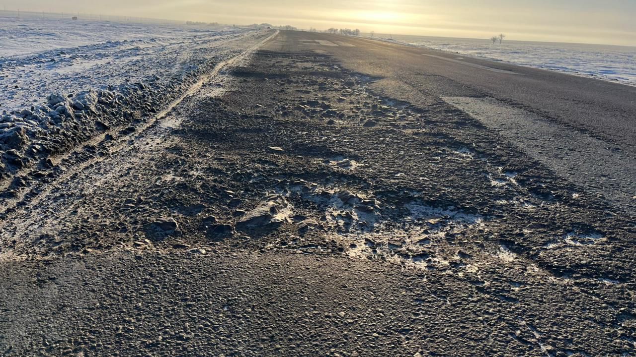 Ақтөбе облысында жолды күтіп-ұстамаған 66 шенеунік жауапкершілікке тартылды