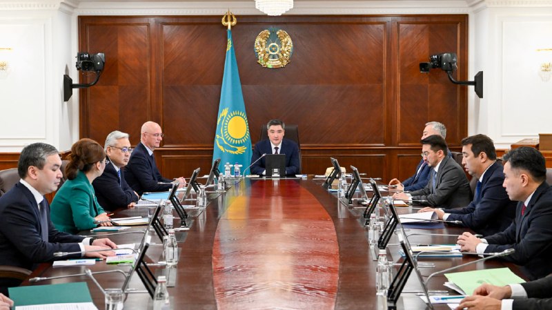 Олжас Бектенов: Азаматтардың табысын арттыруға баса назар аударылады