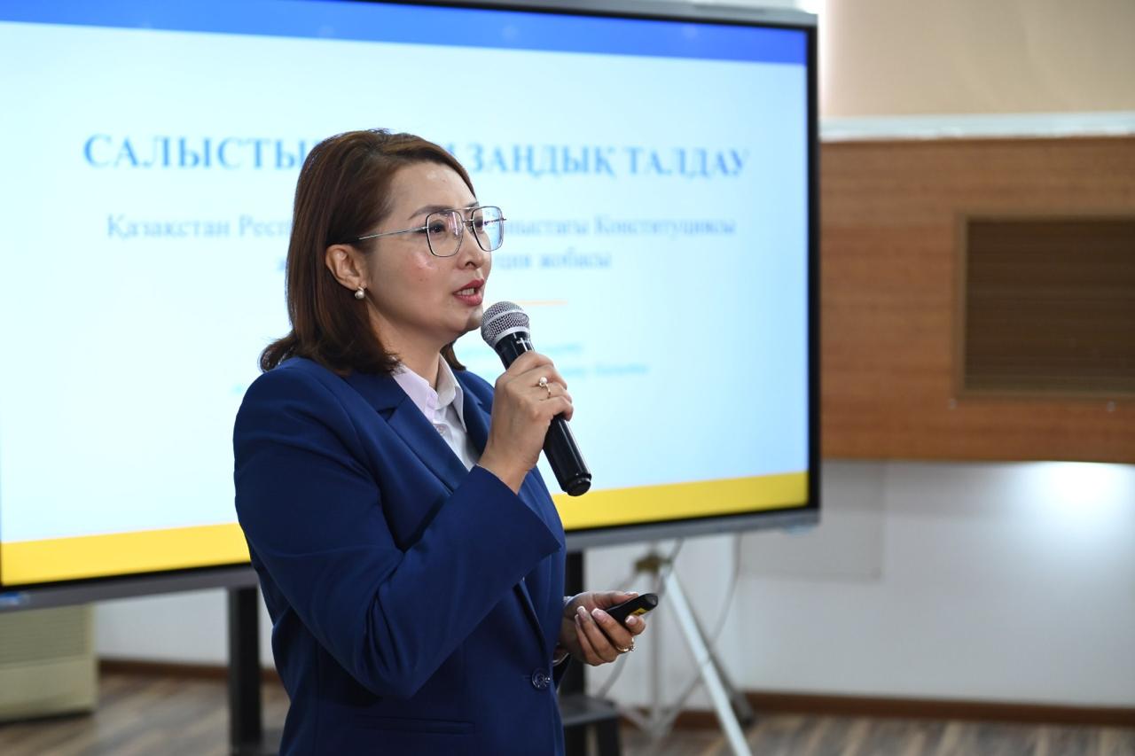 Сарапшылар Конституция жобасын түсіндірді