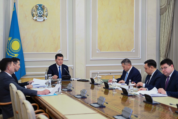 Рес­публикалық комиссия­ның кезекті отырысы