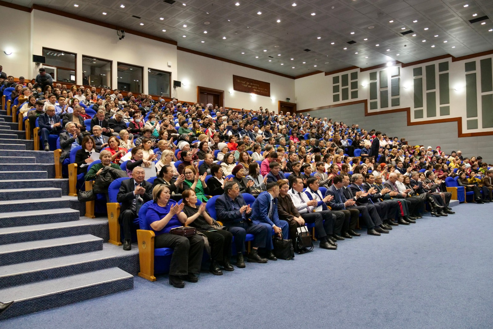 Астанада жаңа Конституция жобасы бойынша ауқымды түсіндіру жұмыстары өтті