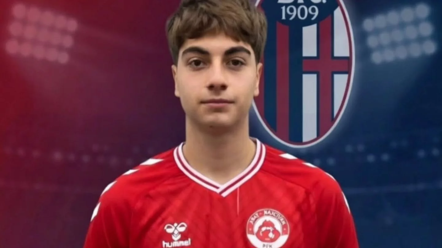 Ең қымбат футболшы: «Болонья» клубы Омар Мұрадовты рекордтық сомаға сатып алды