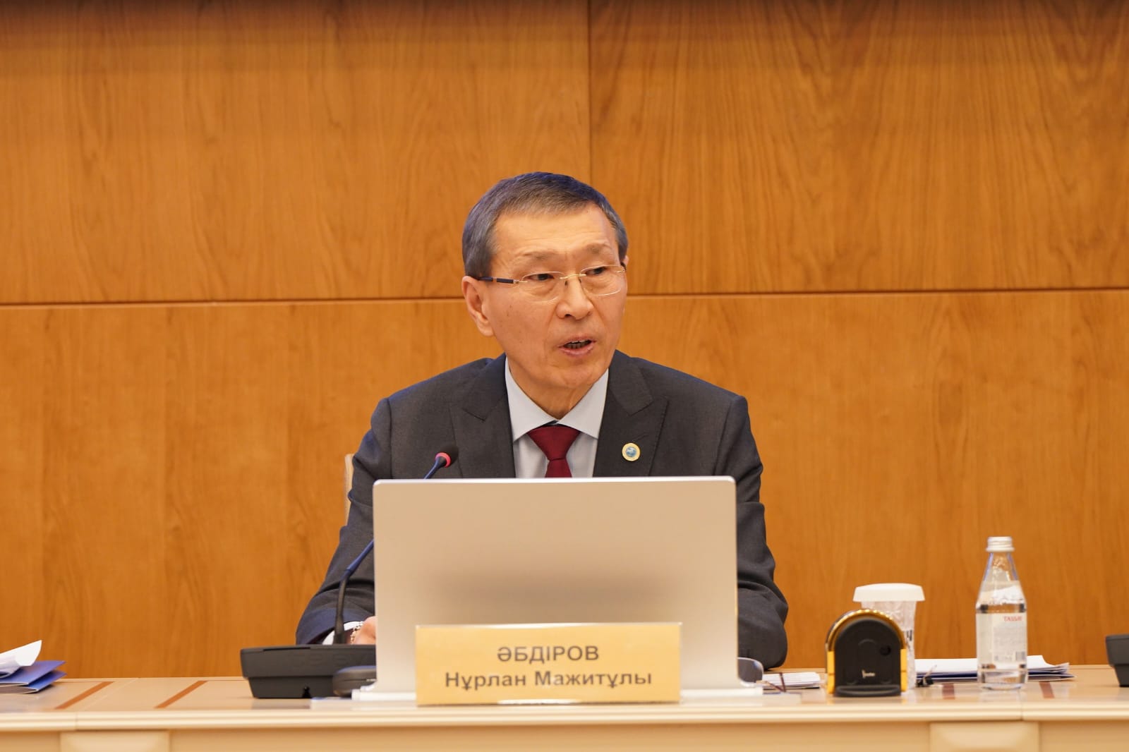 Референдумға дайындық: Мүгедектігі бар адамдарға қандай жағдай жасалады?