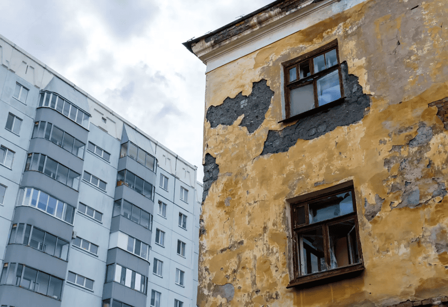 Апаттық жағдайдағы үйлер көбейді: 50 мыңнан астам тұрғынға қауіп төніп тұр