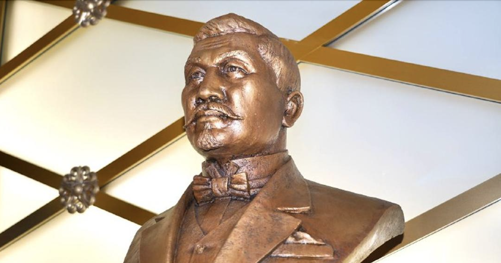 Мәскеуде Әлихан Бөкейхановқа бюст орнатылды