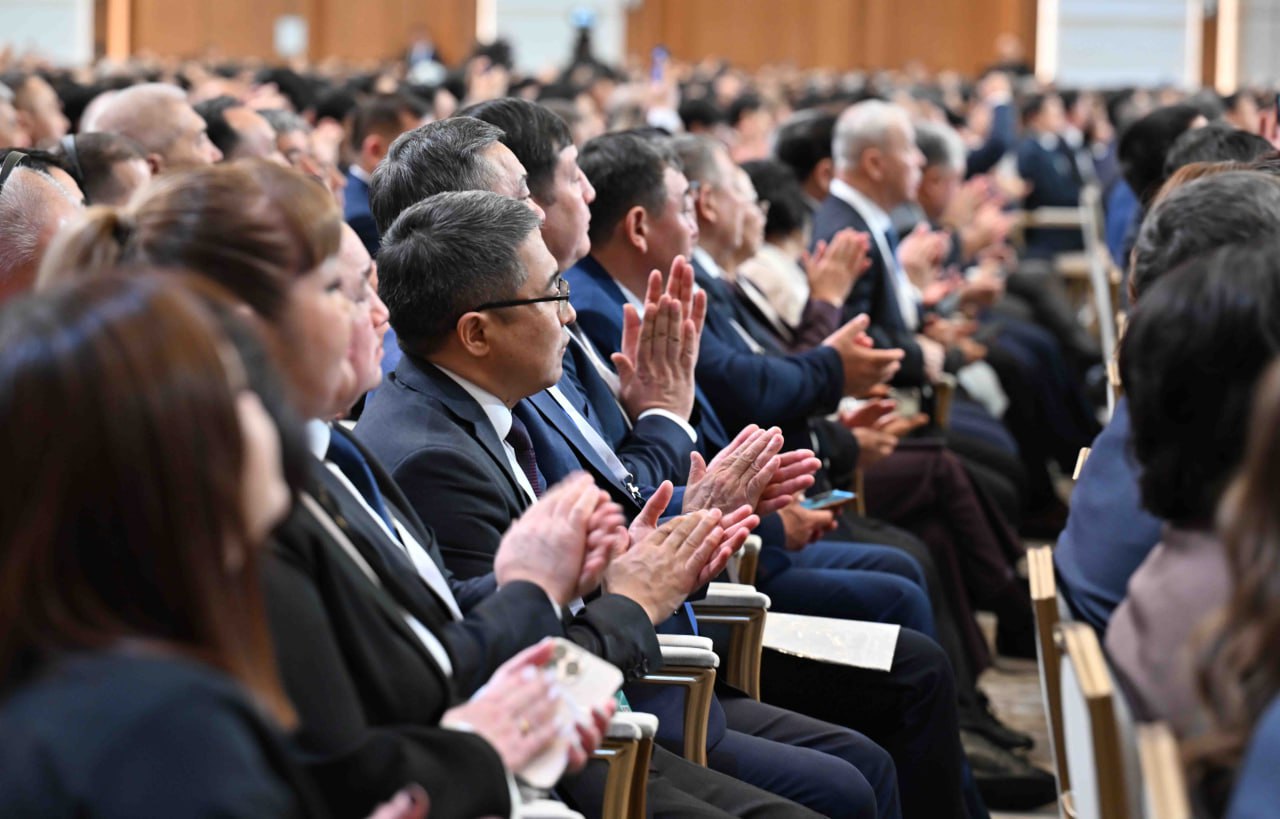 Президент: Мәслихаттар толық цифрлық мемлекет құру мәселесіне белсенді атсалысуы қажет