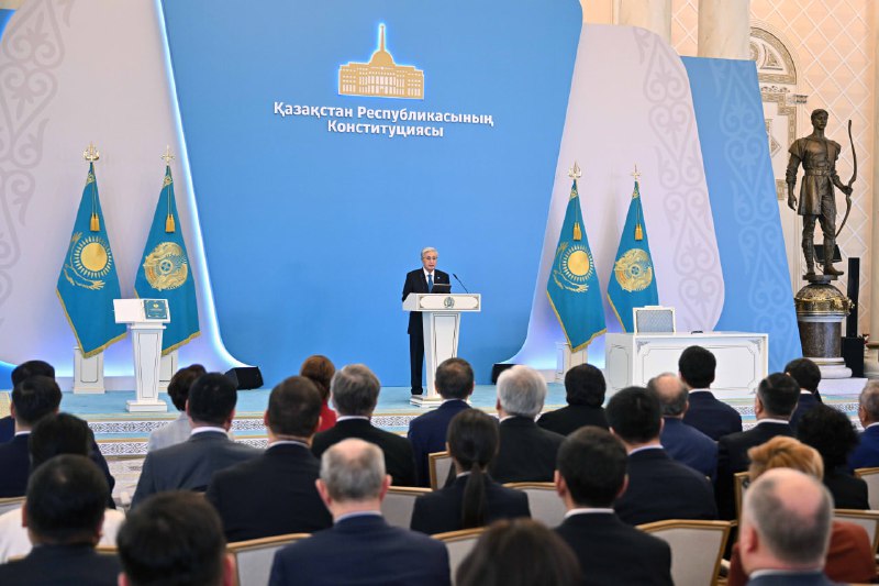 Президент Конституцияны қабылдауға арналған салтанатты жиынға қатысты