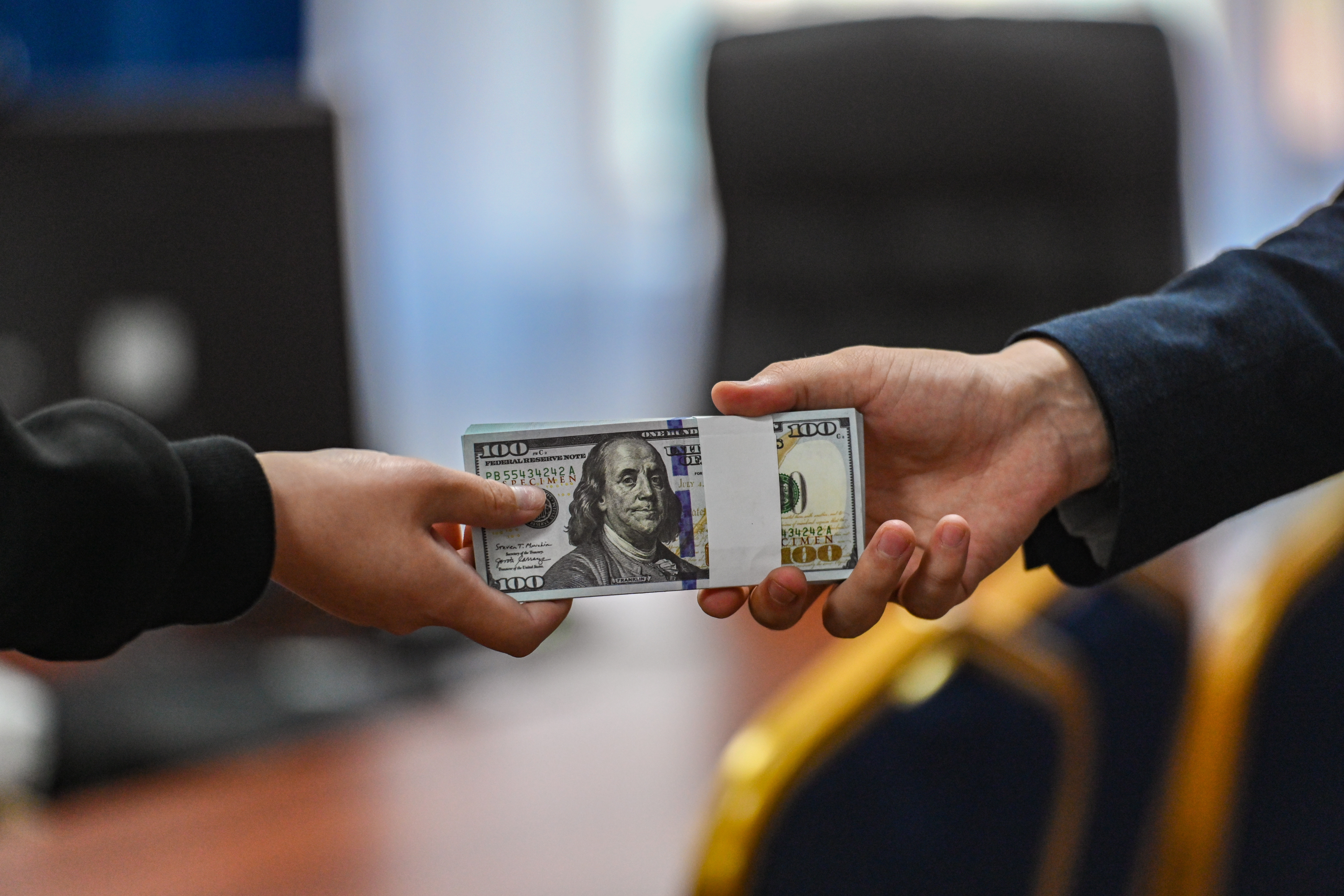 Олимпиадаға дайындық барысын қолдау: Спортшыларға қомақты қаржы берілді