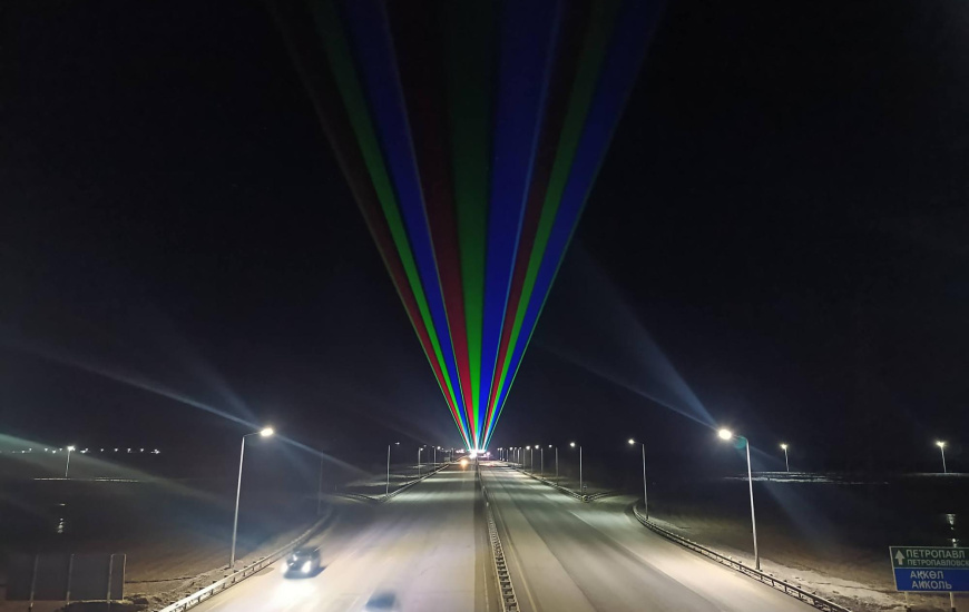 Ақылы жолдарда жүргізушілердің ұйықтап кетуінің алдын алу үшін лазерлер қойылады