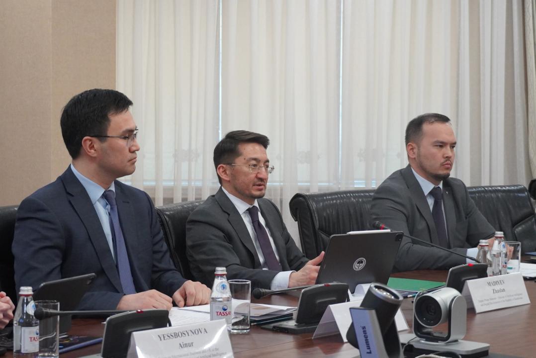 Киберқауіпсіздік пен ЖИ-ді дамыту: Елордада Palo Alto Networks компаниясымен кездесу өтті