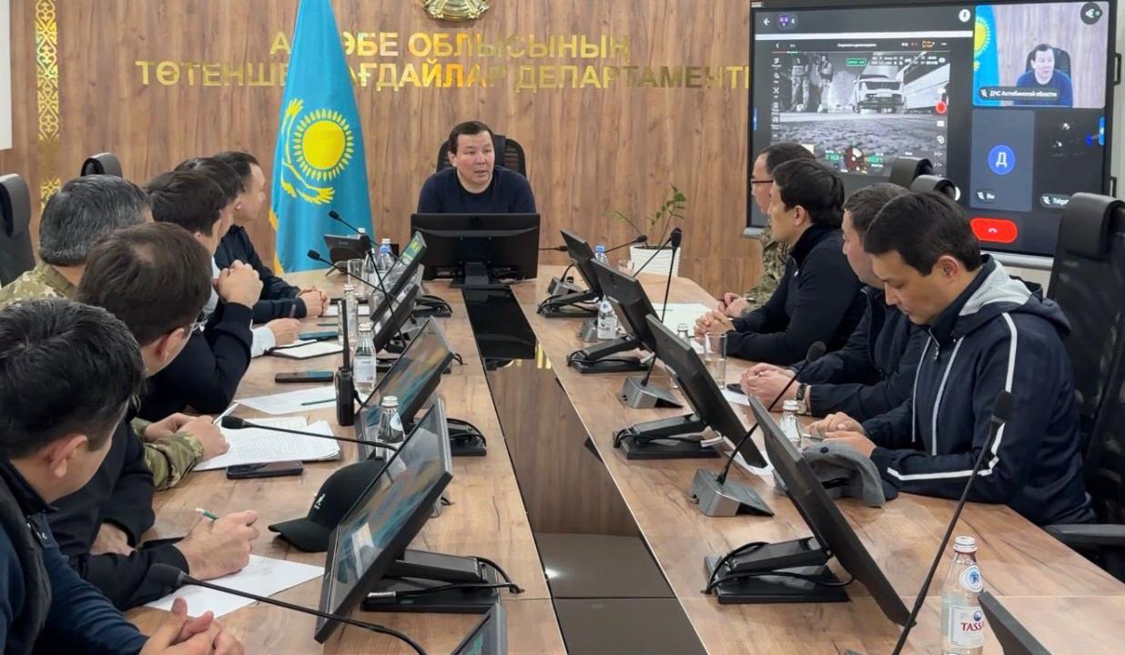 Ақтөбе облысы әкімдігіндегі өрт: Ғимарат электр желісінен толық ажыратылды